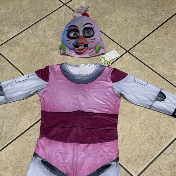 Five Nights at Freddy’s Glamrock Chica costume - Picture 6 of 11